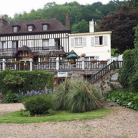 Fatouville-Grestain Restaurant & Chambres D'Hotes L'Eau Vive מראה חיצוני תמונה