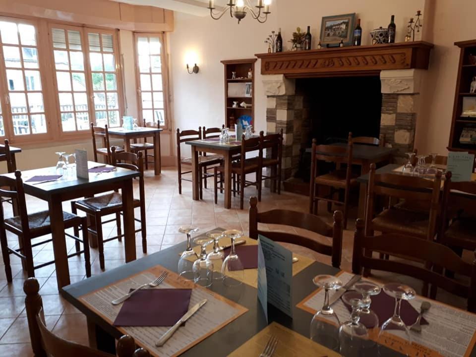 Fatouville-Grestain Restaurant & Chambres D'Hotes L'Eau Vive מראה חיצוני תמונה